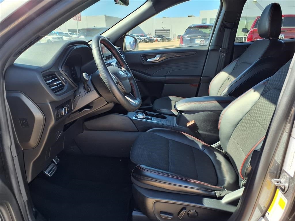 2024 Ford Escape ST-Line AWD COLD WEATHER PKG