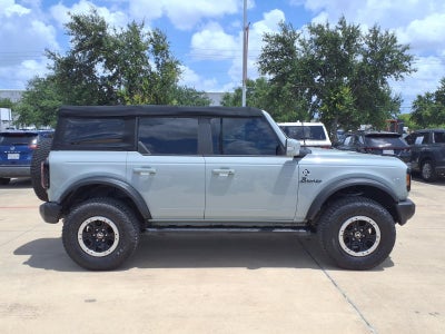 2022 Ford Bronco Outer Banks SASQUATCH PKG 4X4