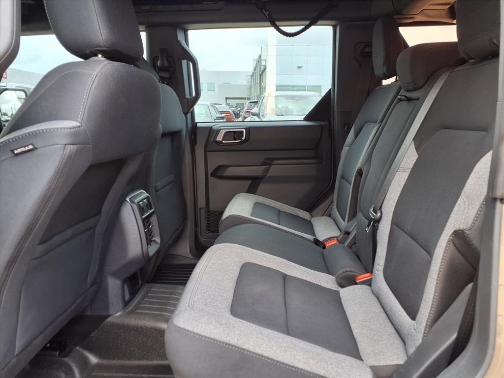 2025 Ford Bronco Base 4X4