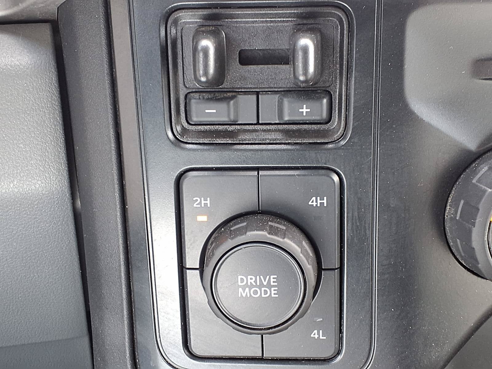 2025 Ford F-250SD XLT 4X4 POWER STROKE DIESEL