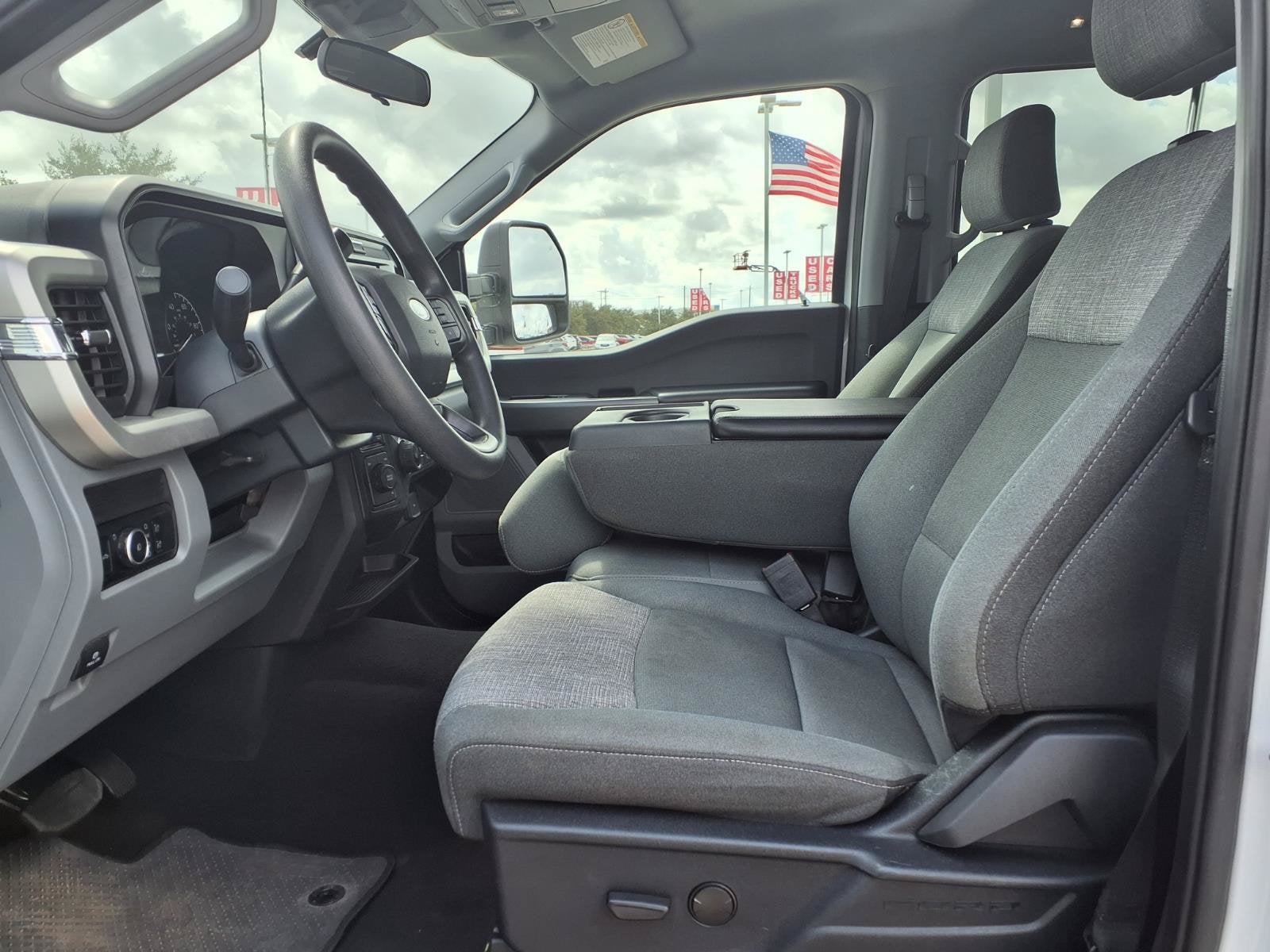 2025 Ford F-250SD XLT 4X4 POWER STROKE DIESEL