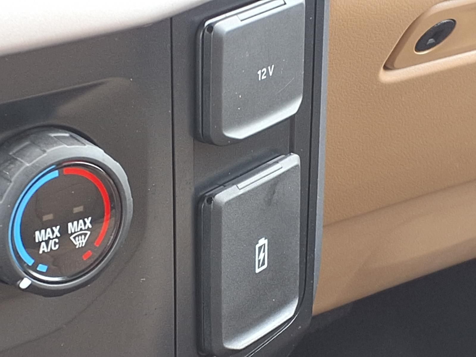 2023 Ford F-150 XLT BLIS W/CROSS-TRAFFIC