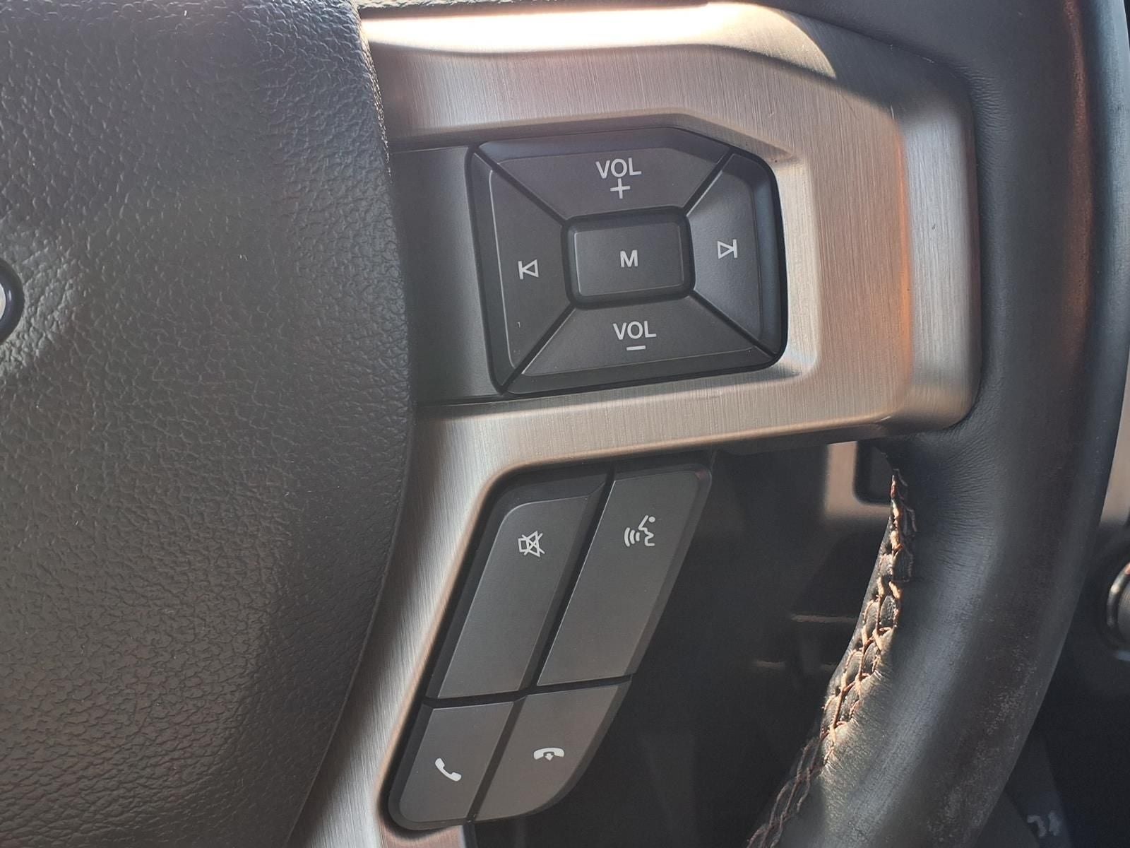 2018 Ford F-150 Platinum TECH & FX4 OFF-ROAD PKG
