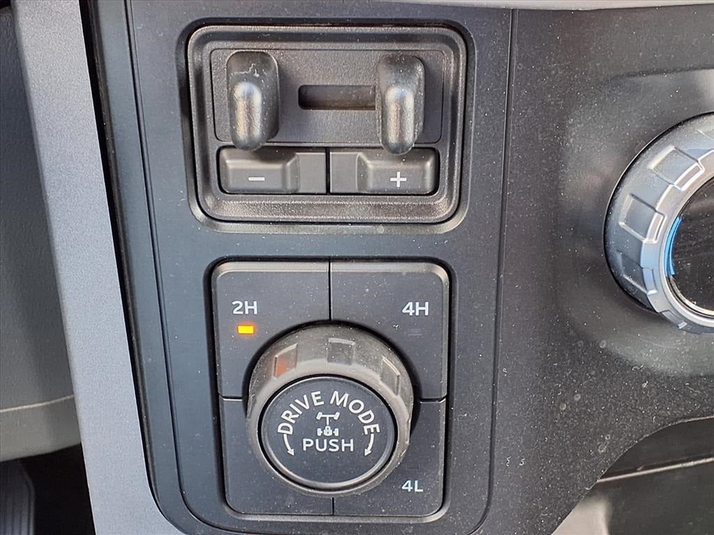 2023 Ford F-150 XLT 4X4