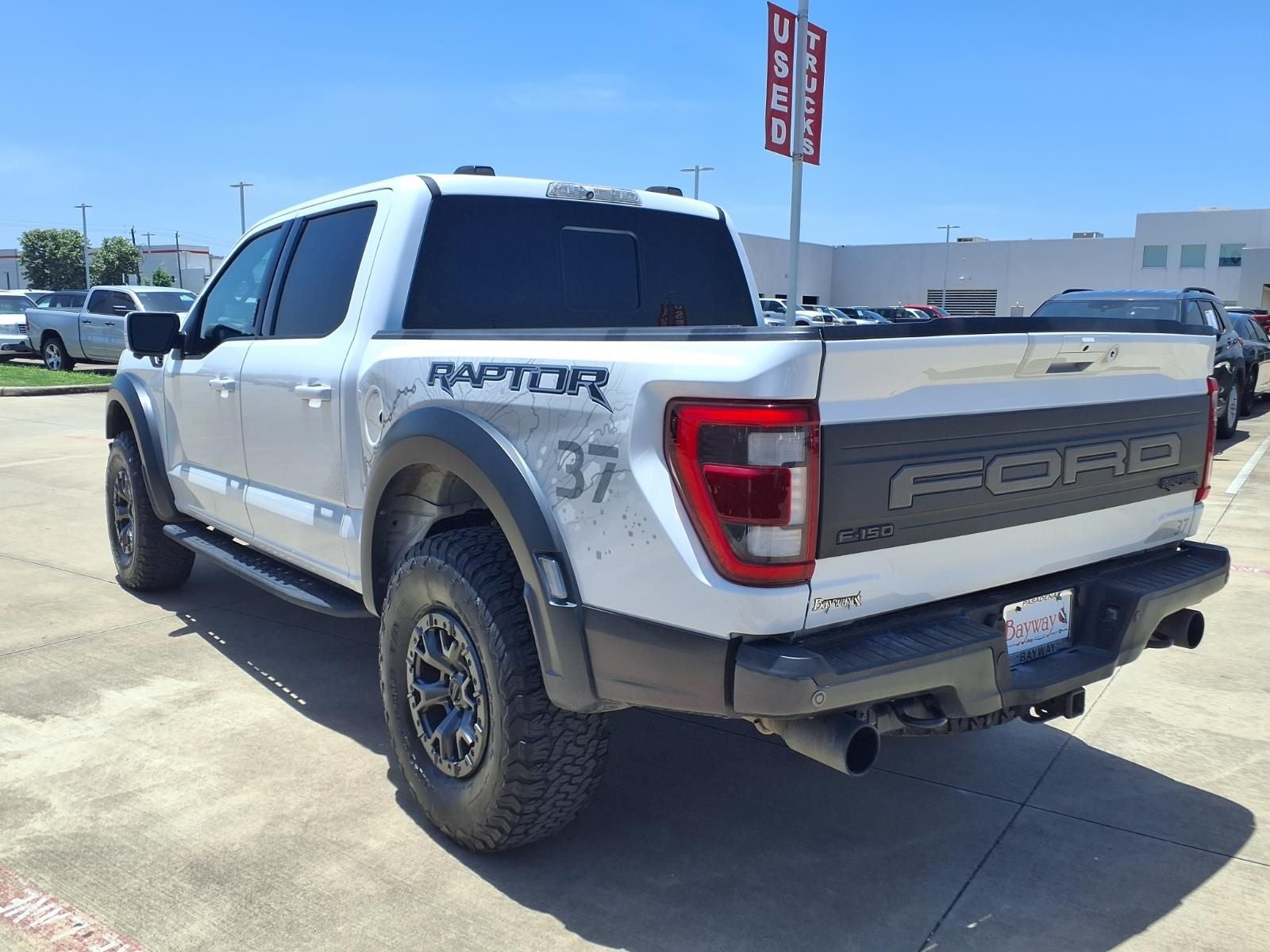 2022 Ford F-150 Raptor 37 PERFORMANCE & CARBON FIBER PKG