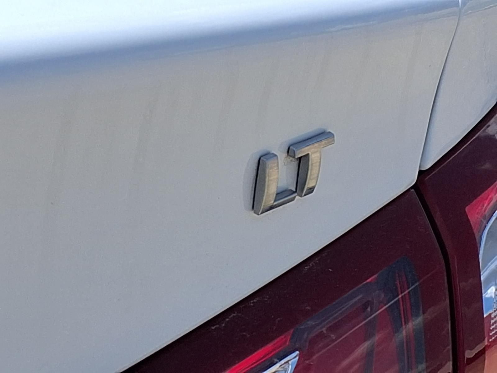 2022 Chevrolet Malibu LT DR. CONFIDENCE I & II
