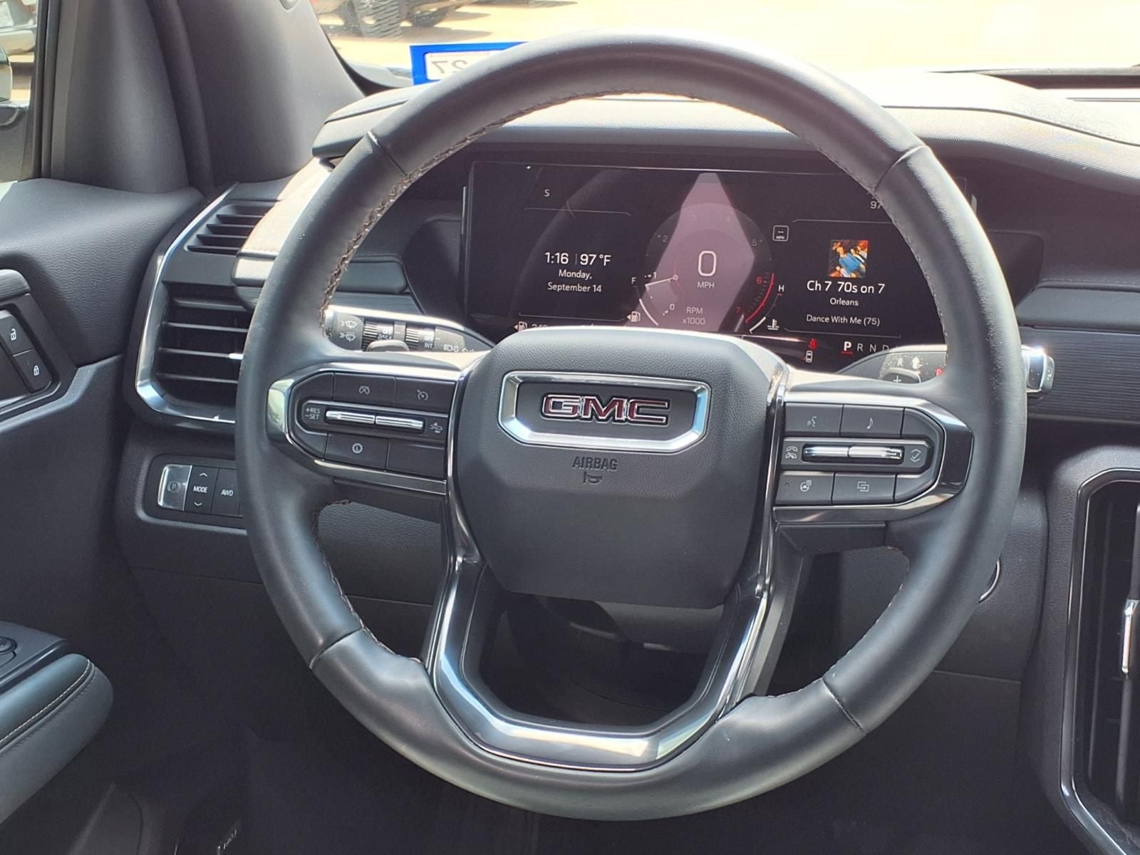2025 GMC Acadia AT4 AWD