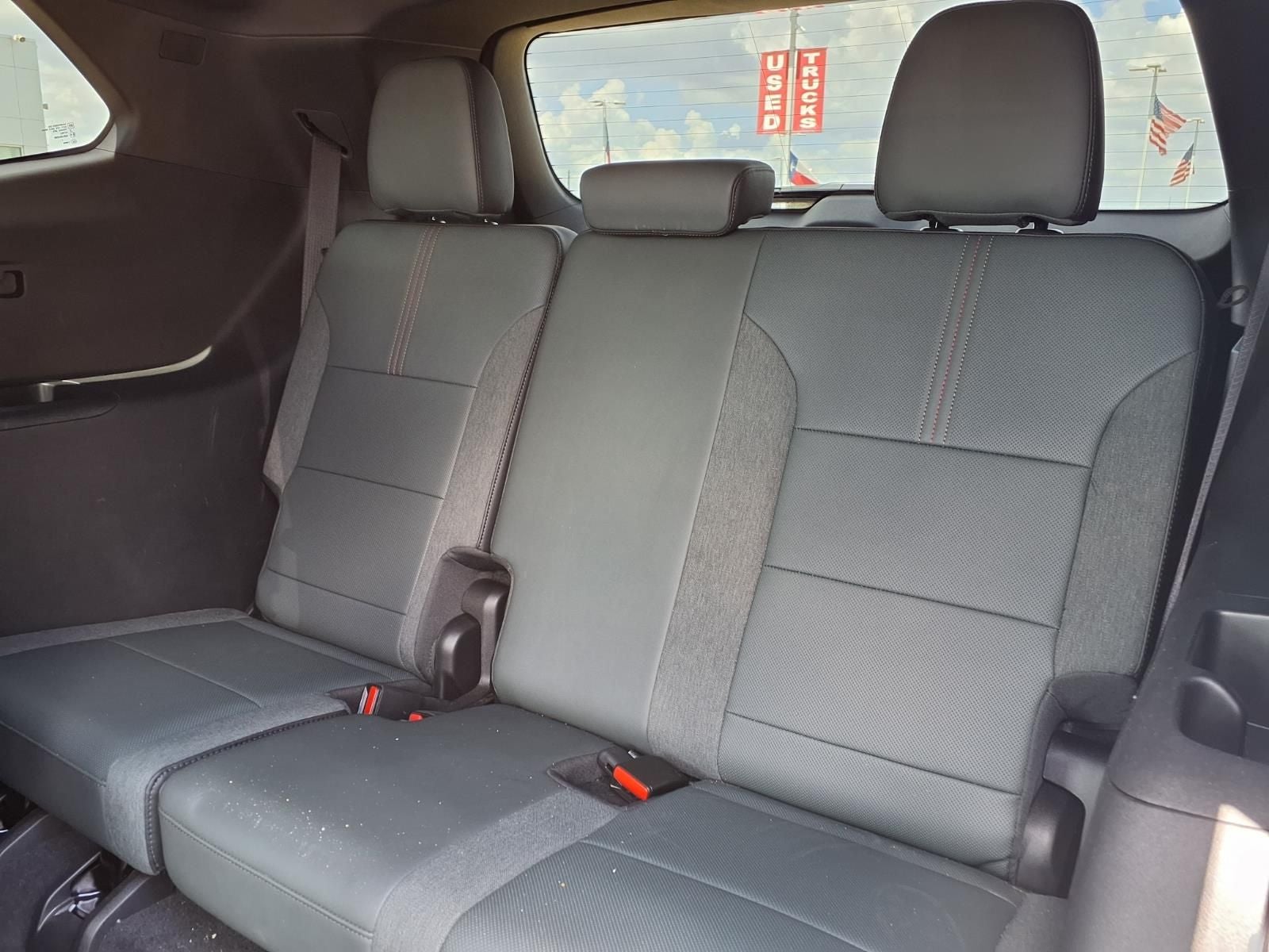 2025 GMC Acadia AT4 AWD
