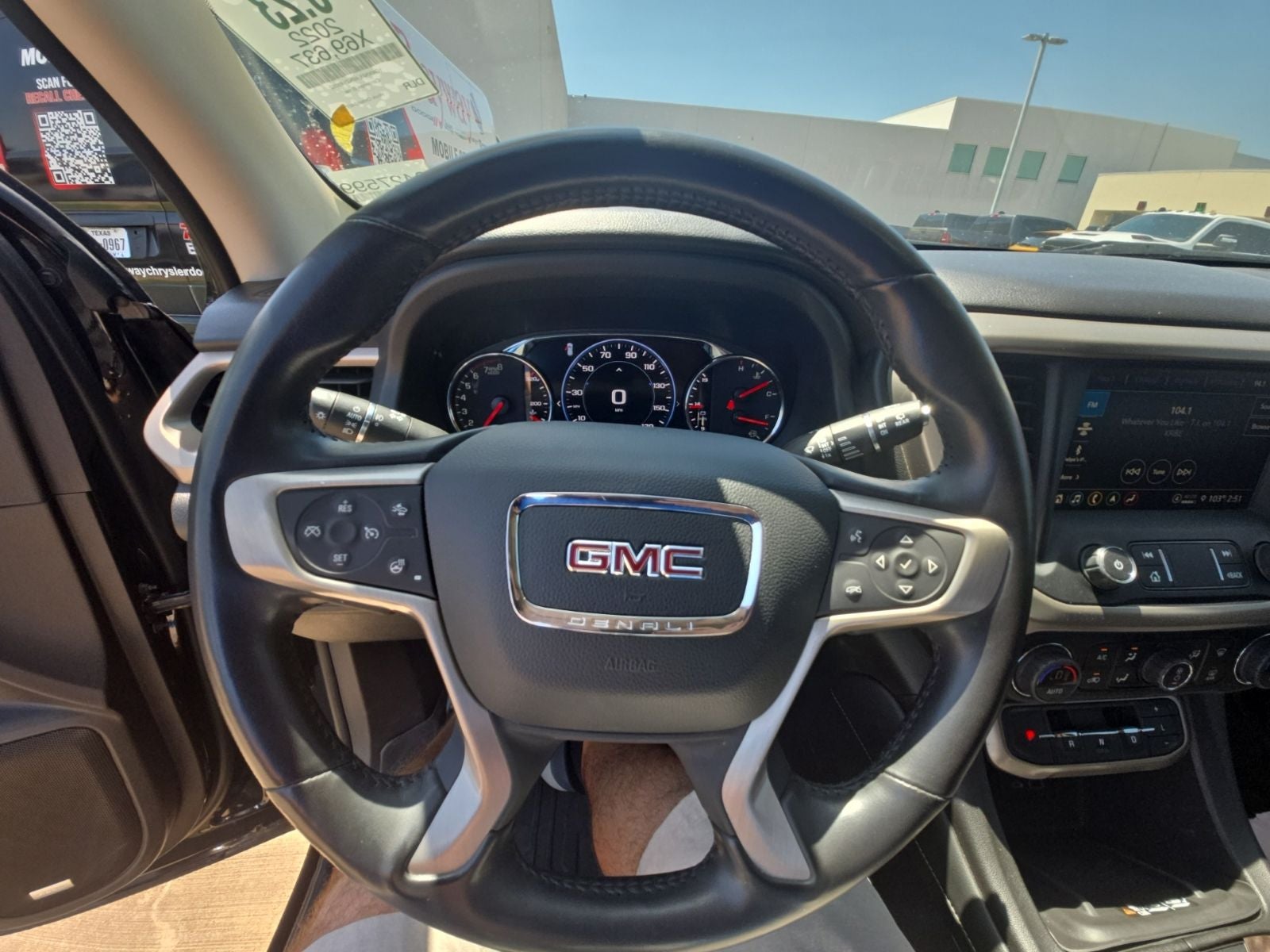 2022 GMC Acadia Denali