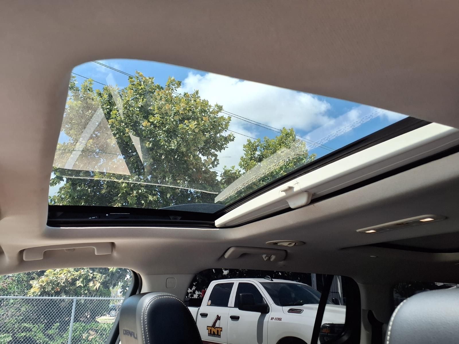 2022 GMC Acadia Denali BLACK DIAMOND EDITION