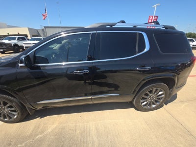 2022 GMC Acadia Denali