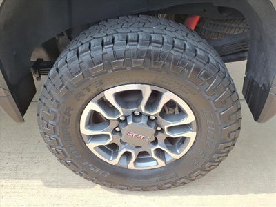 2024 GMC Sierra 2500HD AT4