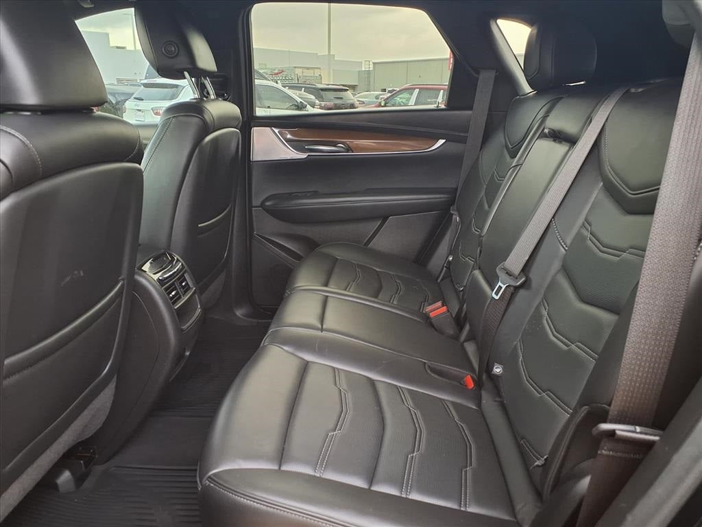 2022 Cadillac XT5 Premium Luxury