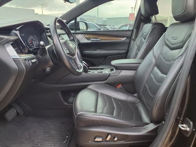 2022 Cadillac XT5 Premium Luxury