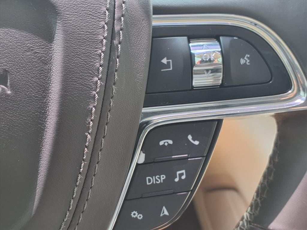2018 Lincoln Continental Select TWIN PNL ROOF