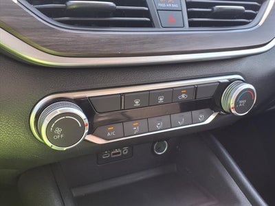 2025 Nissan Altima 2.5 SV NISSANCONNECT®