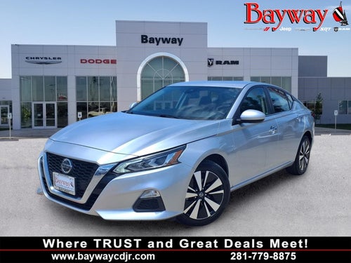 2022 Nissan Altima 2.5 SV AWD