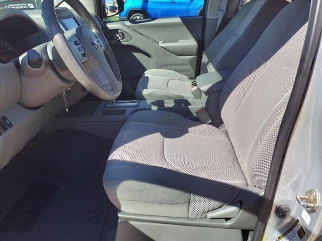2019 Nissan Frontier SV V6 CREW CAB