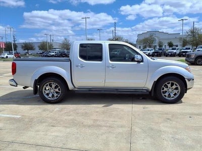 2019 Nissan Frontier SL V6 CREW CAB