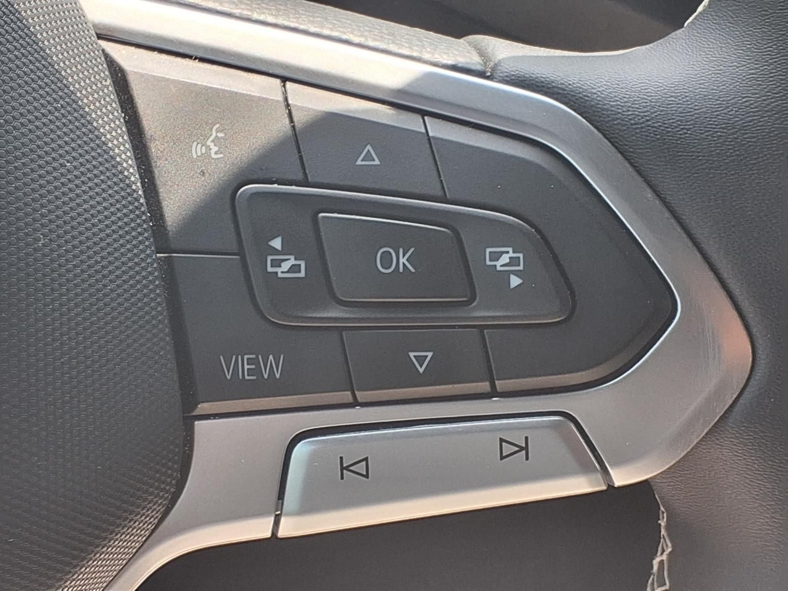 2023 Volkswagen Atlas Cross Sport 3.6L V6 SE w/Technology PANO-SUNROOF PKG