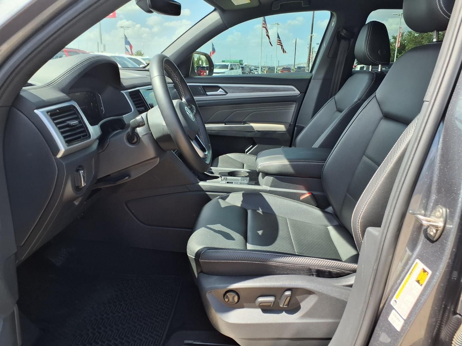 2023 Volkswagen Atlas Cross Sport 3.6L V6 SE w/Technology Mib3