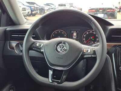 2022 Volkswagen Passat 2.0T Limited Edition