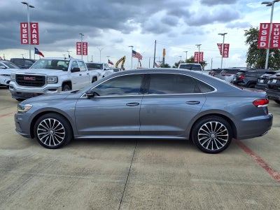 2022 Volkswagen Passat 2.0T Limited Edition