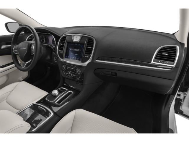 2020 Chrysler 300 Touring