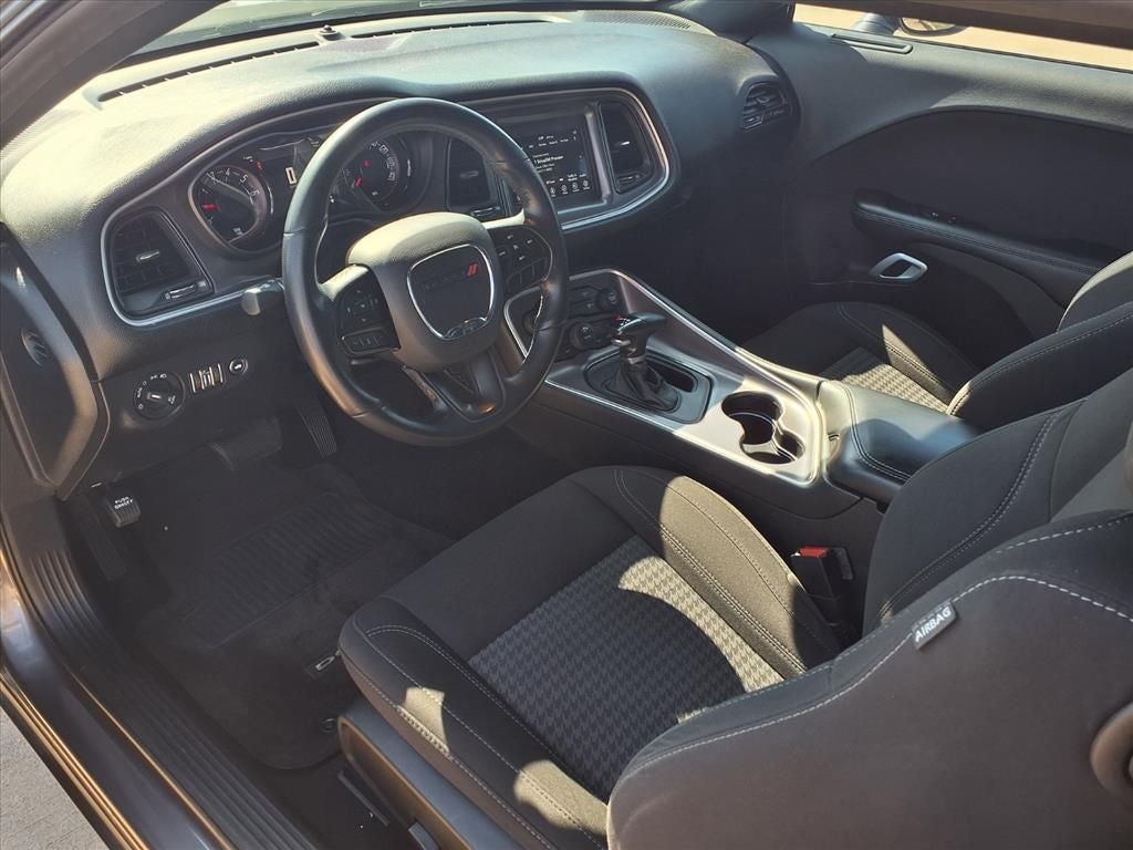 2021 Dodge Challenger SXT BLACKTOP