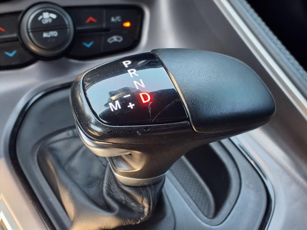 2021 Dodge Challenger SXT BLACKTOP