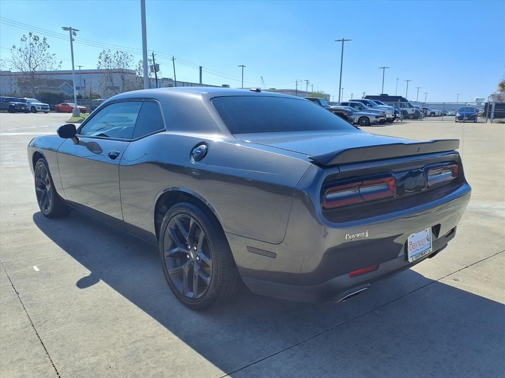 2021 Dodge Challenger SXT BLACKTOP