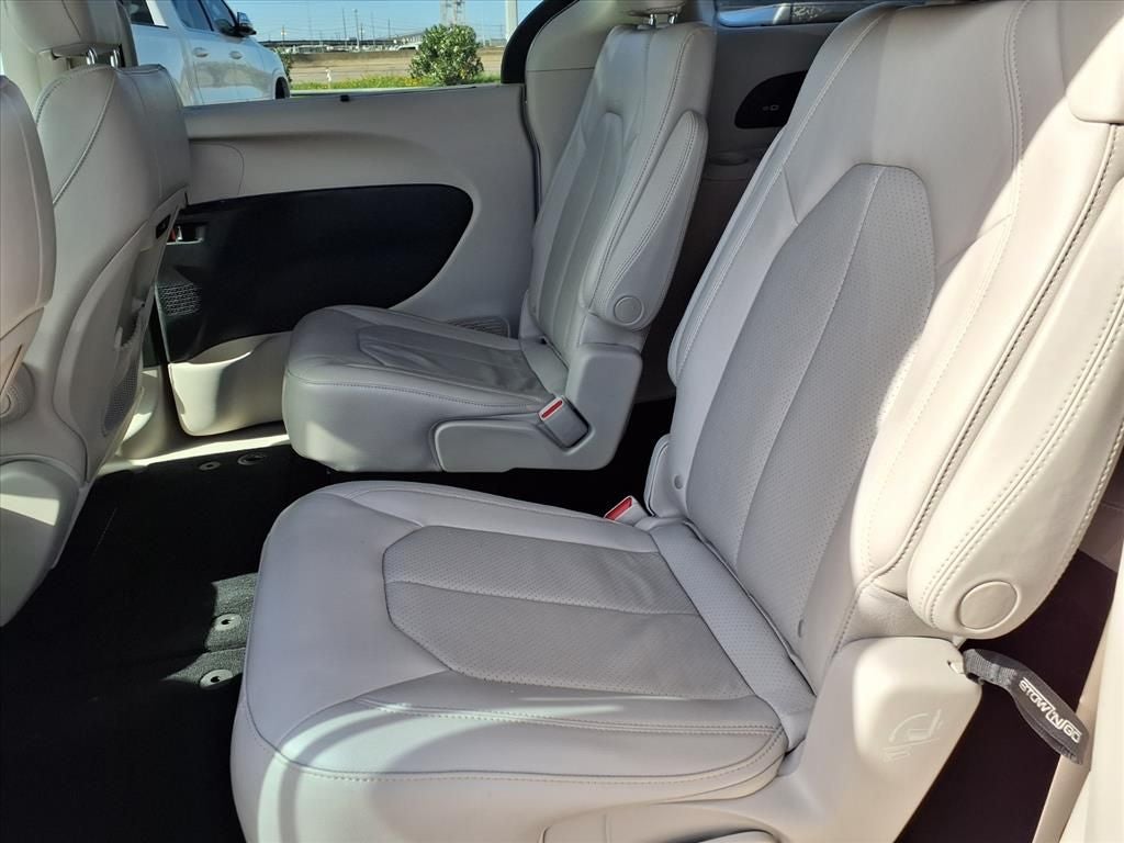 2021 Chrysler Pacifica Touring L PREMIUM & SAFETY SPHERE PKG