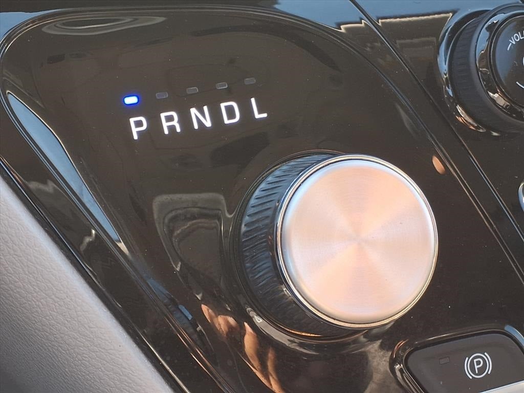 2023 Chrysler Pacifica Touring L BLIND SPOT