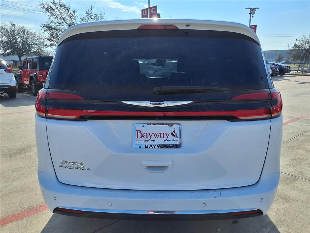 2025 Chrysler Pacifica Select APPLE CARPLAY & ANDROID AUTO