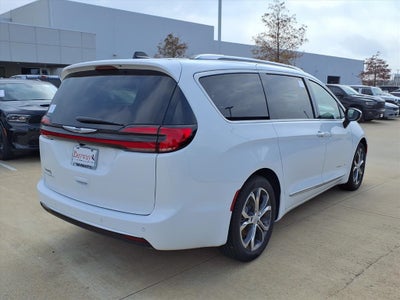 2026 Chrysler Pacifica Pinnacle