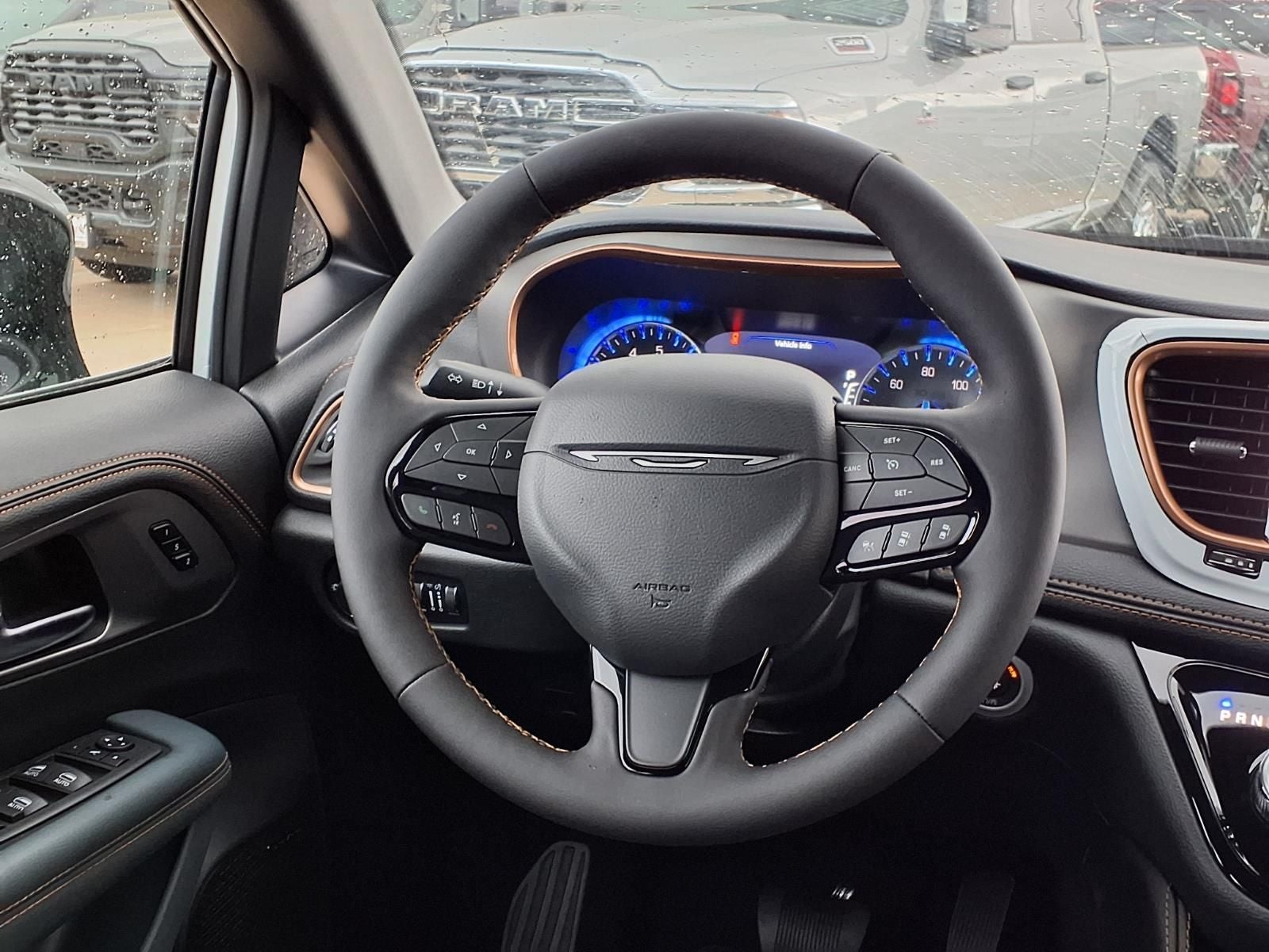 2027 Chrysler Pacifica Pinnacle