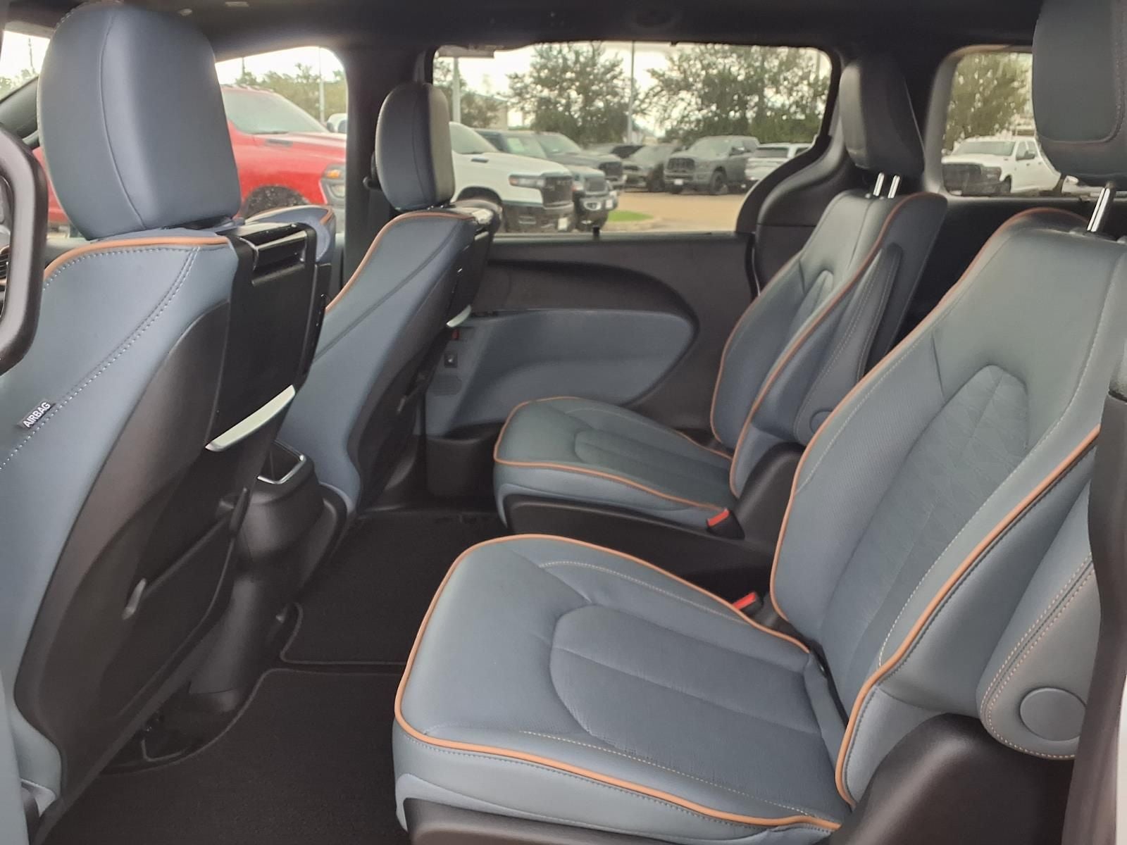 2027 Chrysler Pacifica Pinnacle