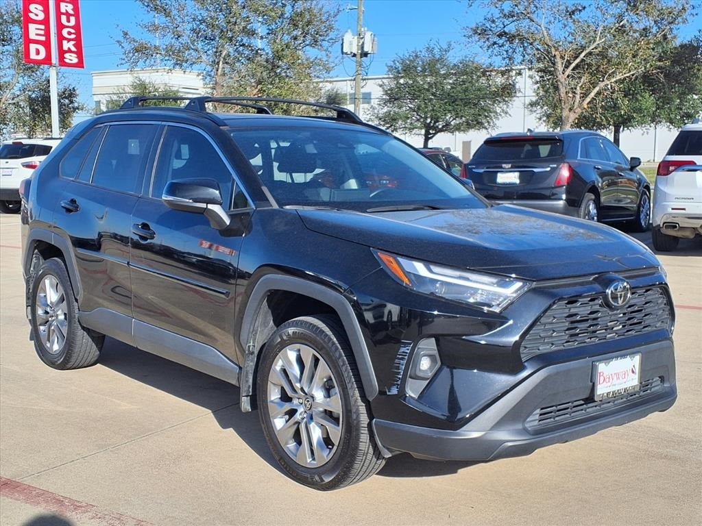2022 Toyota RAV4 XLE Premium