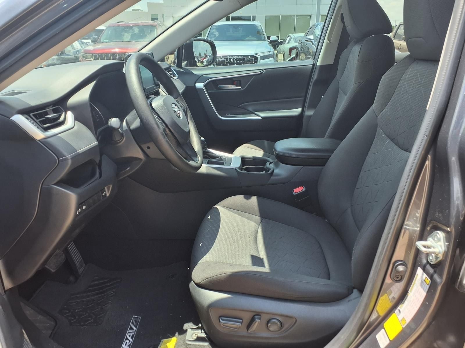 2021 Toyota RAV4 XLE CONVENIENCE PKG