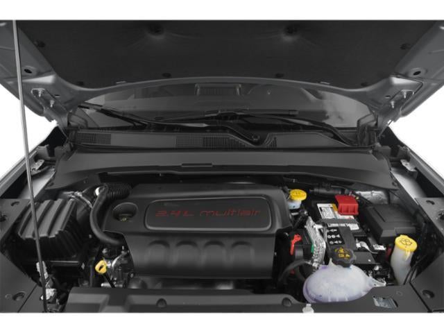 2023 Jeep Compass Latitude Lux 4X4 SUN & SOUND PKG