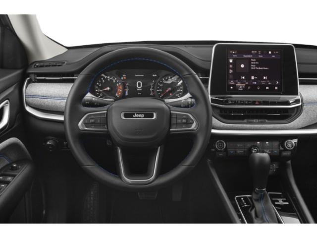 2023 Jeep Compass Latitude Lux 4X4 SUN & SOUND PKG