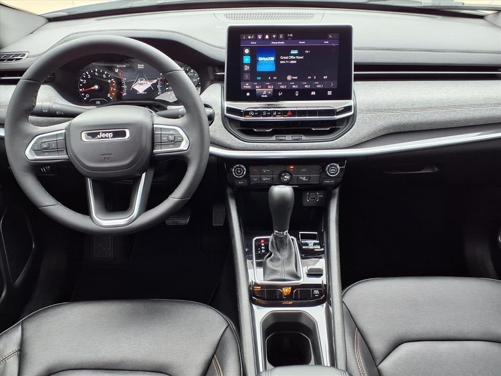 2024 Jeep Compass Latitude Lux