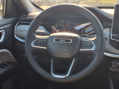 2023 Jeep Compass Latitude Lux 4X4