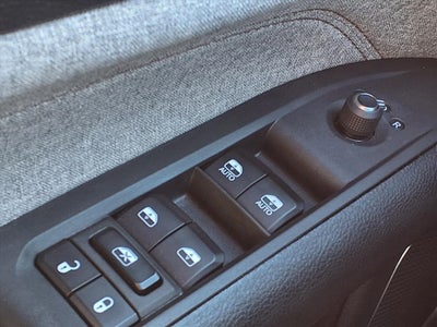 2023 Jeep Compass Latitude Lux 4X4