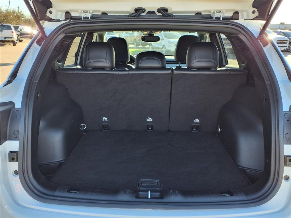 2023 Jeep Compass Latitude Lux 4X4