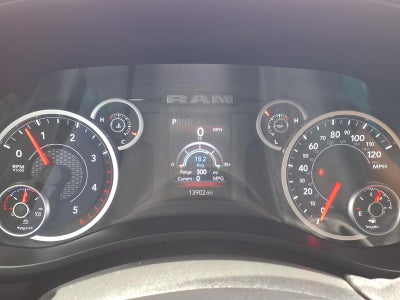 2025 RAM 2500 Big Horn 4X4 NIGHT EDITION