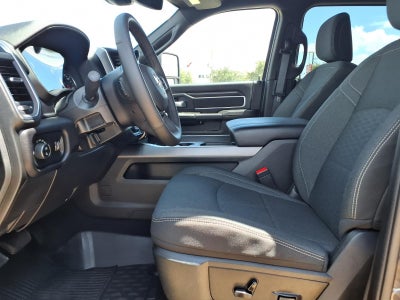 2025 RAM 3500 Big Horn DUALLY 4X4
