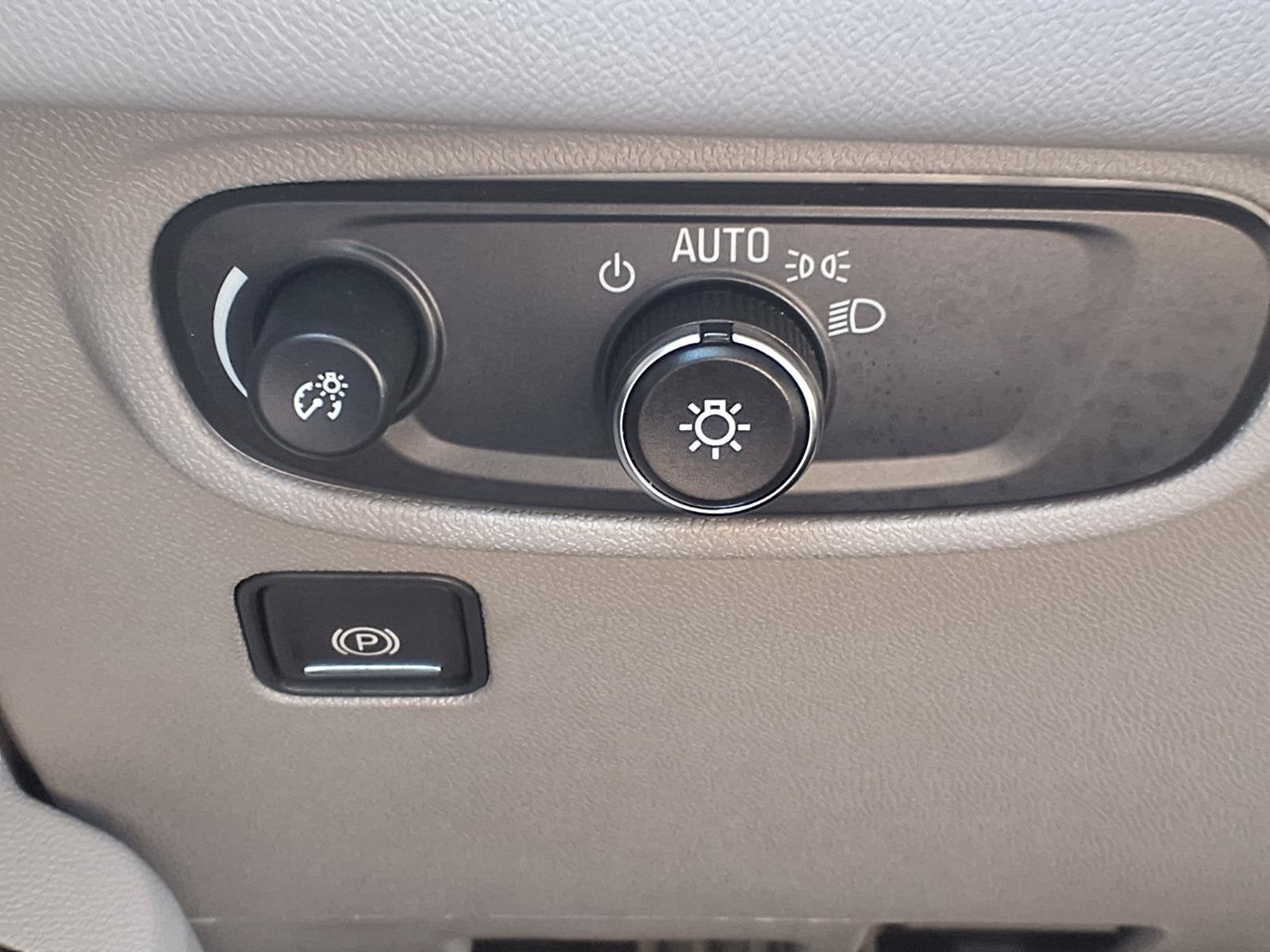 2024 GMC Terrain SLE PRO SAFETY