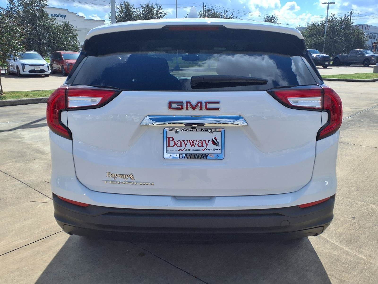 2024 GMC Terrain SLE PRO SAFETY