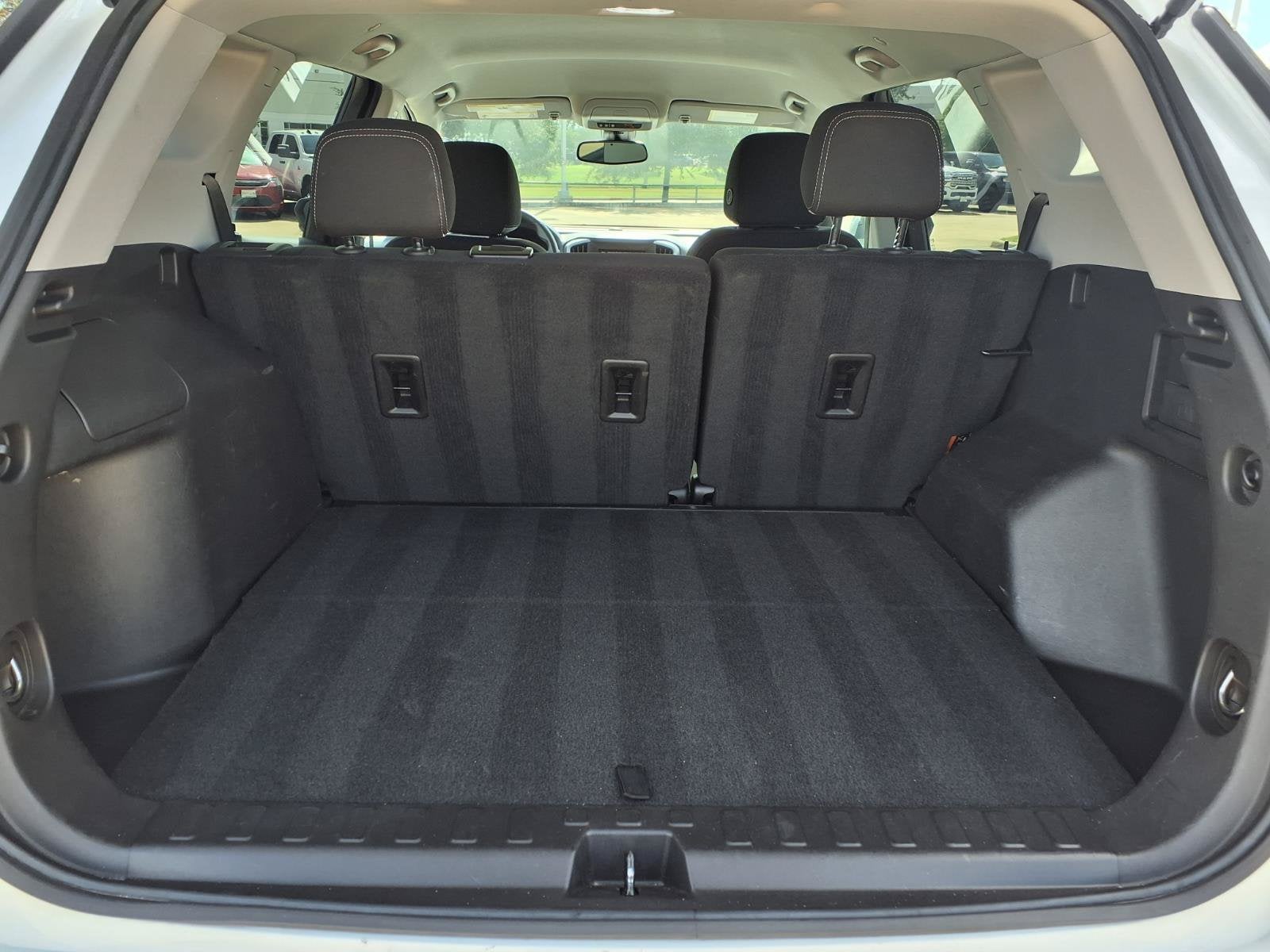 2024 GMC Terrain SLE PRO SAFETY